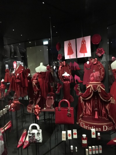 Dior colour themed room